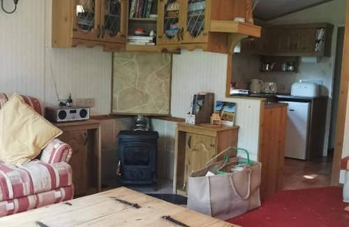 Armoy House | Doughery Den The Dark Hedges Hideaway