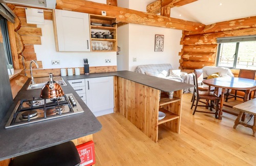 Upper Sapey Cottage | Douglas Cabin