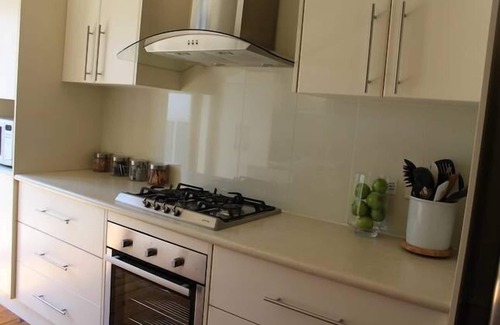 Central Mudgee Cottage | 'Douro Cottage' - close to town
