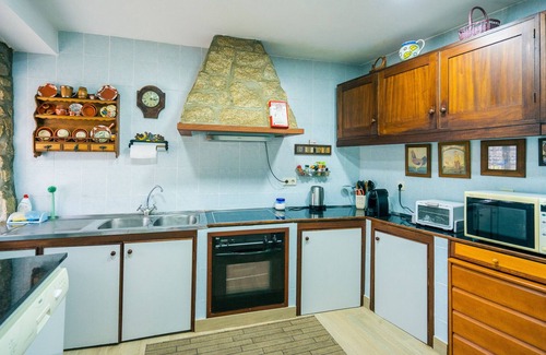 Beijos Villa | Douro Valley - Country house with private pool.
