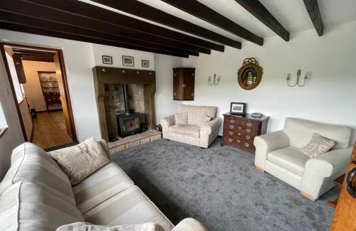Crowdecote House | Dove Cottage - Stay at Gwens