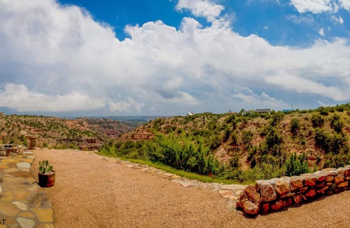 Canyon Cabin | Doves Rest Cabins - Fortress, on the West Rim