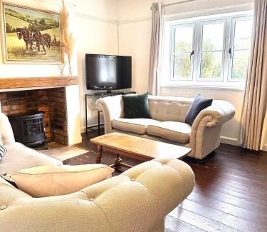 Down Ampney Apartment | Down Ampney cottage