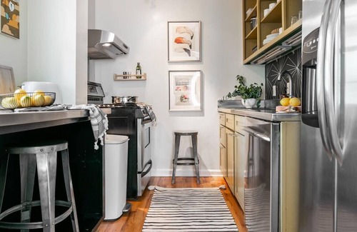Cabbagetown Apartment | Down the Rabbit Hole by Minty Living