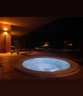 Zazriva Villa | Downhills Residence