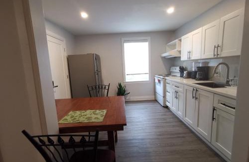 Ottawa Division Apartment | Downtown Apartment