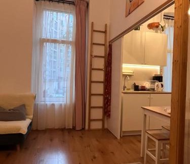 Old City Apartment | Downtown apartment