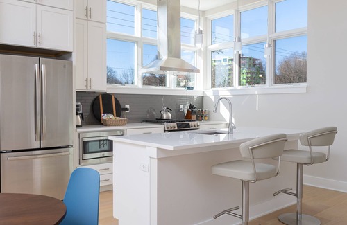 Downtown Asheville House | Downtown Asheville- Rooftop Entertaining!