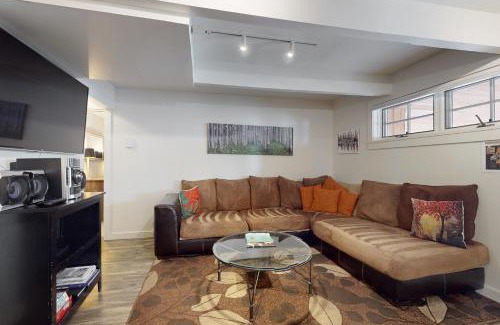 Downtown Apartment | Downtown Beauty