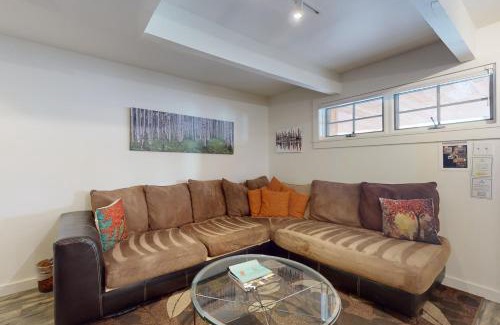 Downtown Apartment | Downtown Beauty