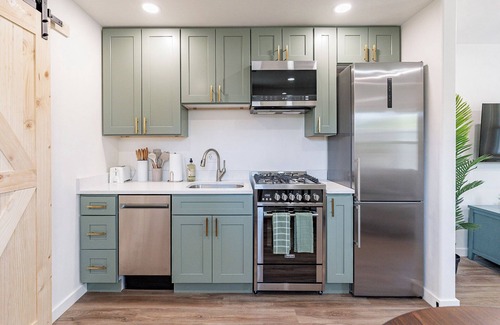 Barrio Viejo House | Downtown Bungalow - A - EV Charger