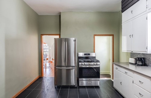 Riverview House | Downtown Bungalow | Fully Updated | Best KC Views
