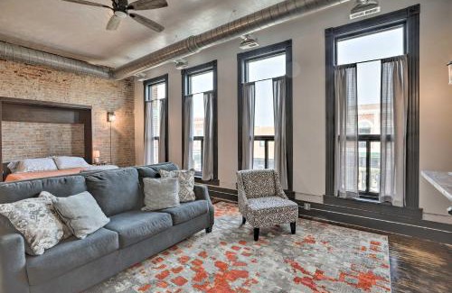 Cherokee Apartment | Downtown Cherokee Iowa Vacation Rental