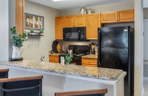 Clermont Apartment | Downtown Clermont Champions Retreat 599