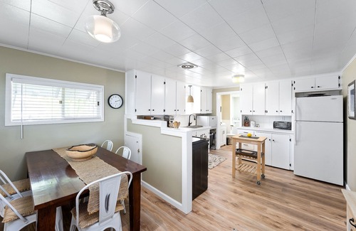 Coeur d'Alene Cottage | Downtown Coeur d' Alene Vacation Cottage