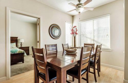 Rio Grande House | Downtown Condo Near Convention Center (Disability Access)