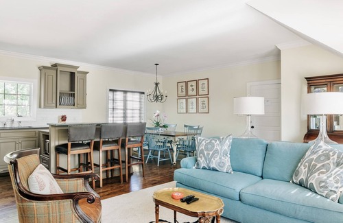 Pettigru Street Historic District House | Downtown Greenville Lux Carriage House—Walk to Main St, SR Trail, The Well Arena
