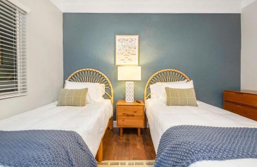Vista Apartment | Downtown Haven, Patio, Near Dining