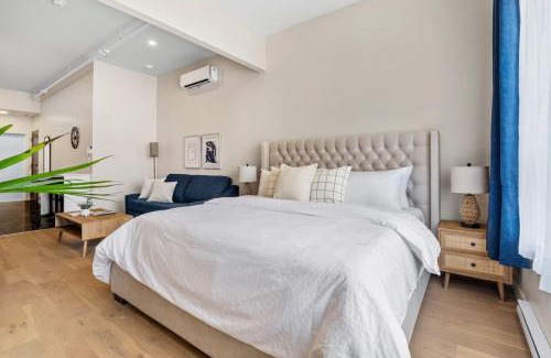 Gay Village Apartment | DownTown King Suite