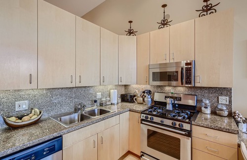 Whittier Condo | Downtown Loft