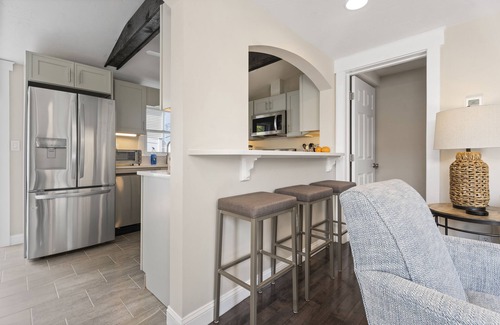 Plymouth House | Downtown Luxury Villa on the Plymouth Waterfront
