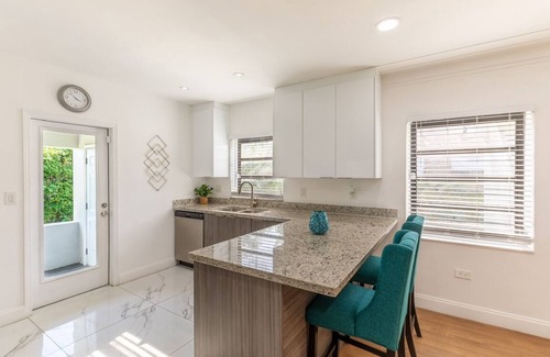 Gladeview Bed & Breakfast | Downtown Miami Urban Haven