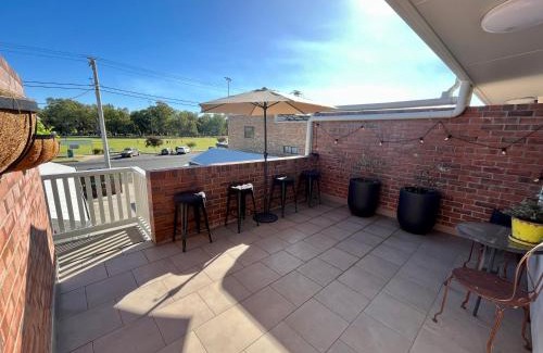 Narrabri Apartment | Downtown Narrabri Apartment