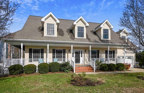 Oxford House | Downtown Oxford | Bikes | Pet Friendly
