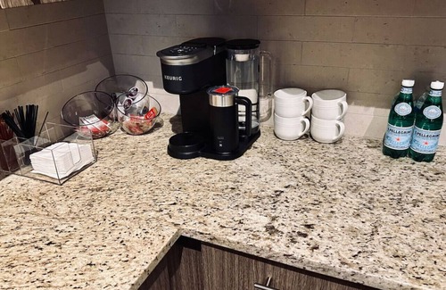 Logan Square Condo | Downtown Philly, Luxury Condo