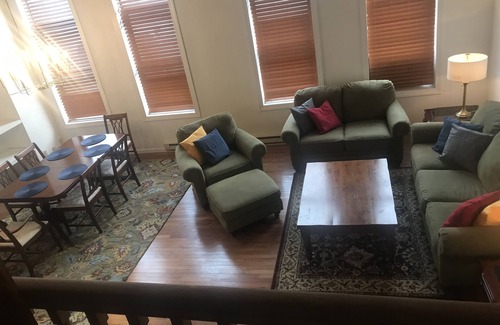 Downtown Apartment | Downtown Prairie du Chien Loft