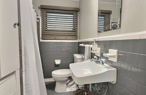 Prattville House | Downtown Prattville-1Bed 1Bath!