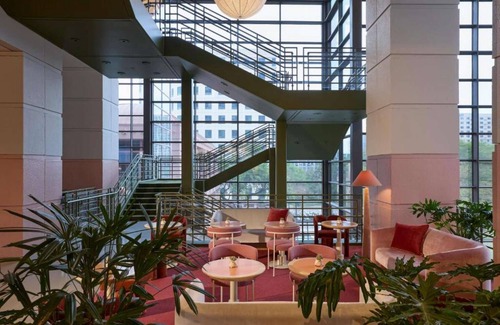 Red River Cultural District Hotel | Downtown Retreat | Cycling. Restaurant