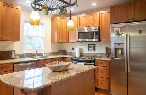 Biloxi Condo | Downtown Sanctuary - the perfect location in Ocean Springs!