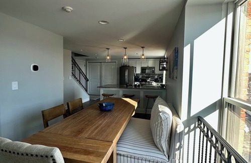 Saratoga Springs Condo | Downtown seasonal rental for Belmont Festival and Saratoga Track Meet