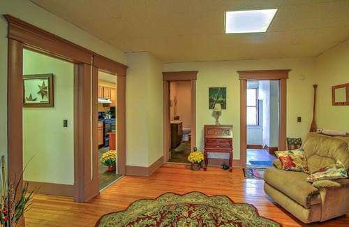 Tannersville Apartment | Downtown Tannersville Apt - 3 Mi to Hunter Mtn