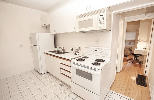 Cabbagetown South House | Downtown Toronto - Simple, Convenient and Clean