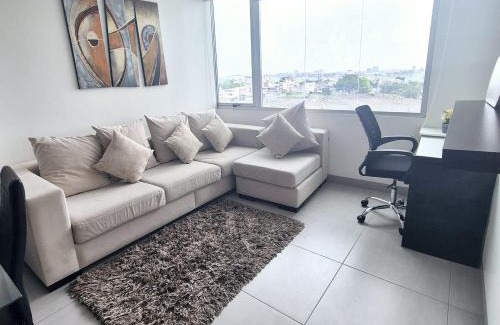 Simon Bolivar Apartment | Dpto cerca de Aeropuerto con piscina y zona de trabajo