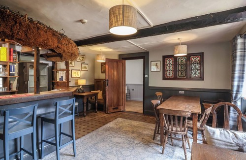 Bilbrook Cottage | DRAGON HOUSE, pet friendly, character holiday cottage in Roadwater