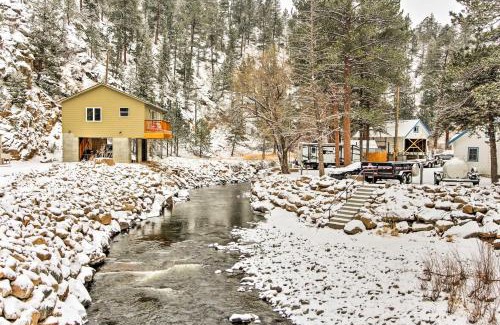 Drake House | Drake Home on Big Thompson River - 3 Mi to Estes!