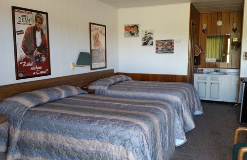 Blackduck Hotel | Drake Motel