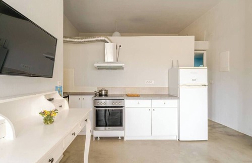 Santorini Apartment | Drakkar House 1