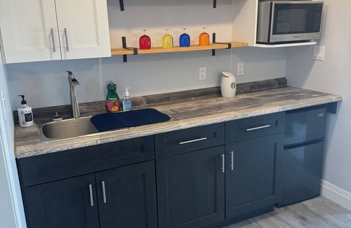 Dresden House | Dreaden Marigold Suites - Suite 1