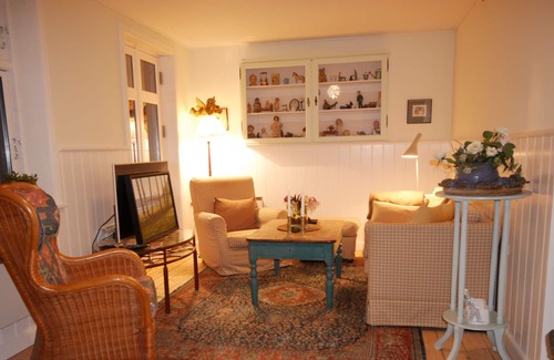 Bolshavn Apartment | Dream apartment in a large park-like hotel garden directly on the Baltic Sea.