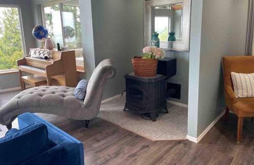 Hansville House | Dream Boat Annie - Entire Home