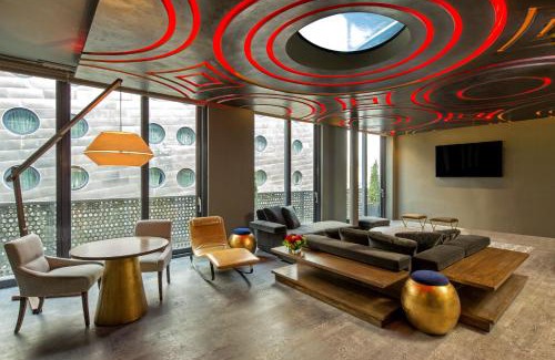 Meatpacking District Hotel | Dream Downtown, by Hyatt
