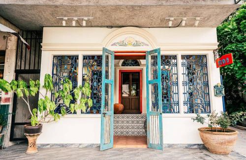 Thani Bed & Breakfast | Dream House Lodge