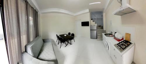 Ureki Apartment | Dream House Ureki