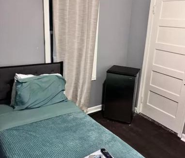 Fitchburg House | Dream Inn LLC