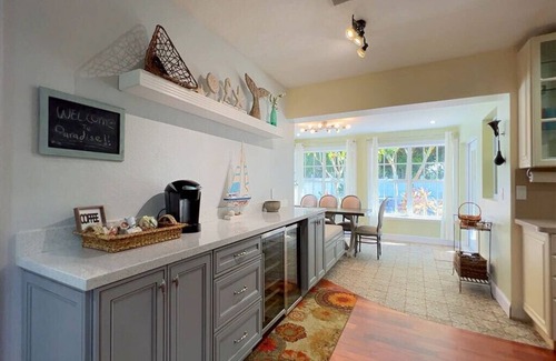 East Boca Raton House | Dream Smart Home/Pool/Hot Tub/BBQ/Kids Playroom