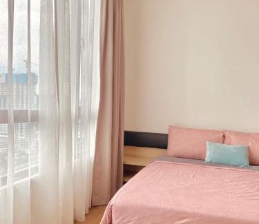 Kampung Bukit Dukong Apartment | Dream Suite 2 - Landmark Residence 1, High Floor, Nice view, Wi-Fi & Tv Box